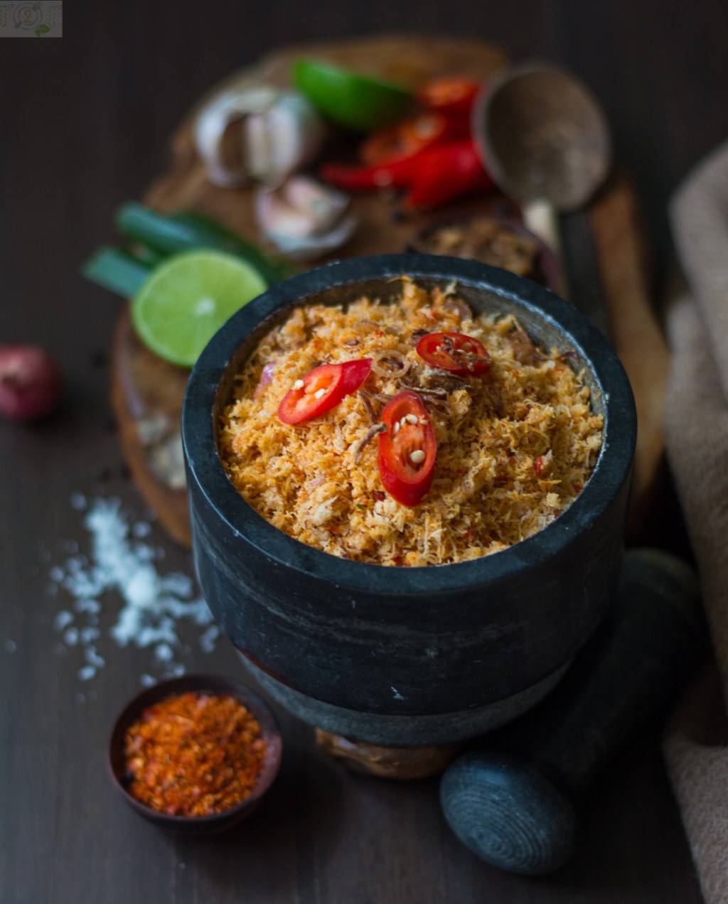 Experience Sri Lankan Flavors: How to Make Vegan Pol&nbsp;Sambol